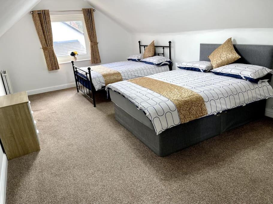 5-Bedroom Cottage In Healing, Grimsby Exterior foto
