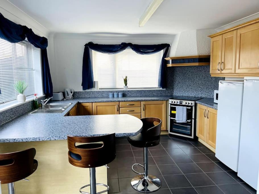 5-Bedroom Cottage In Healing, Grimsby Exterior foto